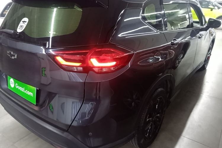 Used Chevrolet Orlando 2020 Light Hybrid Redline 530T Automatic Enjoyment Edition (5+2 Models) Right Rear Taillight