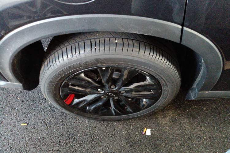 Used Chevrolet Orlando 2020 Light Hybrid Redline 530T Automatic Enjoyment Edition (5+2 Models) Right Rear Wheel Hub