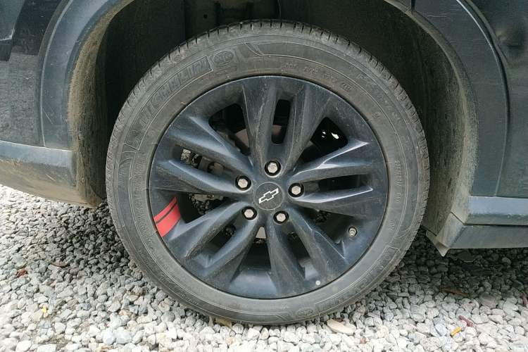 Used Chevrolet Orlando 2020 Light Hybrid Redline 530T Automatic Enjoyment Edition (5+2 Models) Right Rear Wheel Hub