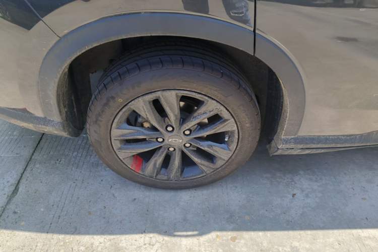 Used Chevrolet Orlando 2020 Light Hybrid Redline 530T Automatic Enjoyment Edition (5+2 Models) Right Rear Wheel Hub