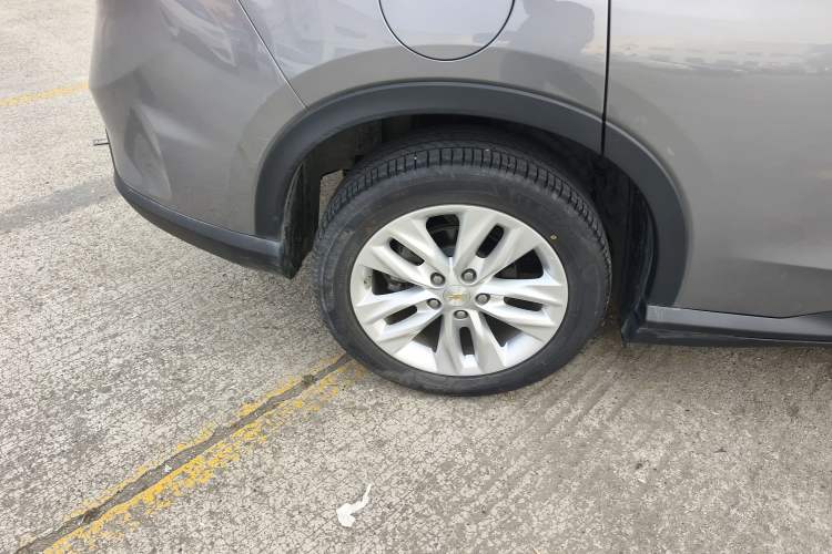 Used Chevrolet Orlando 2020 Mild Hybrid 530T Automatic Enjoyment Edition (5+2 Models) Right Rear Wheel Hub