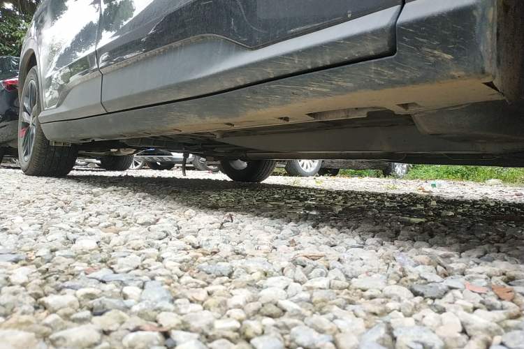 Used Chevrolet Orlando 2020 Light Hybrid Redline 530T Automatic Enjoyment Edition (5+2 Models) Right Side Sill
