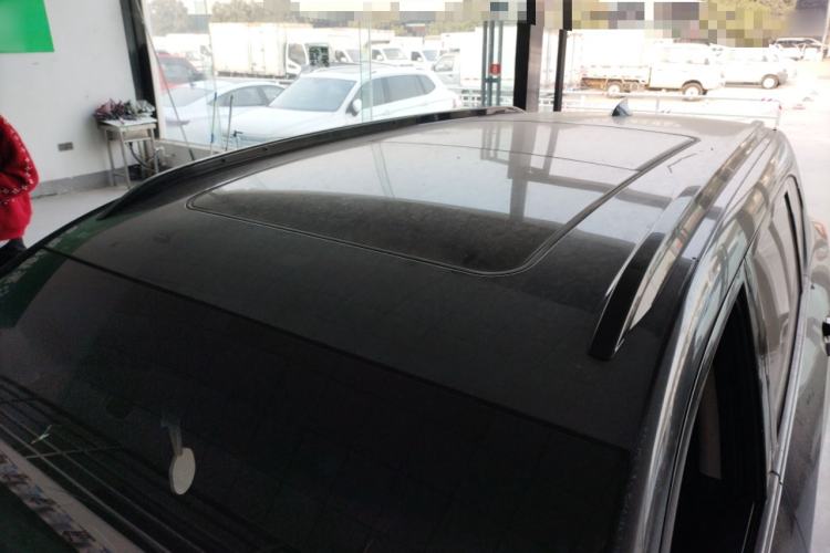 Used Chevrolet Orlando 2020 Light Hybrid Redline 530T Automatic Enjoyment Edition (5+2 Models) Roof