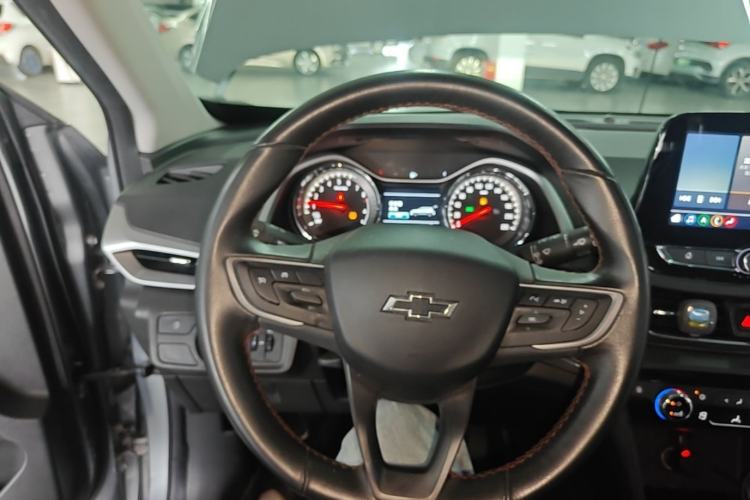Used Chevrolet Orlando 2020 Light Hybrid Redline 530T Automatic Enjoyment Edition (5+2 Models) Steering Wheel