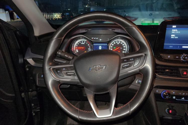 Used Chevrolet Orlando 2020 Light Hybrid Redline 530T Automatic Enjoyment Edition (5+2 Models) Steering Wheel