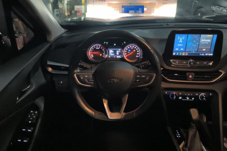 Used Chevrolet Orlando 2020 Light Hybrid Redline 530T Automatic Enjoyment Edition (5+2 Models) Steering Wheel