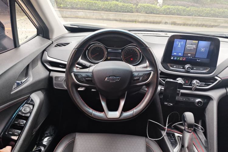 Used Chevrolet Orlando 2020 Light Hybrid Redline 530T Automatic Enjoyment Edition (5+2 Models) Steering Wheel