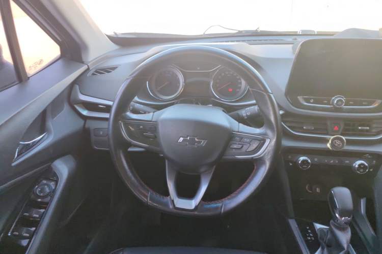 Used Chevrolet Orlando 2020 Light Hybrid Redline 530T Automatic Zhaoxiang Edition (5+2 Models) Steering Wheel