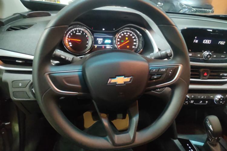 Used Chevrolet Orlando 2020 Mild Hybrid 530T Automatic Enjoyment Edition (5+2 Models) Steering Wheel