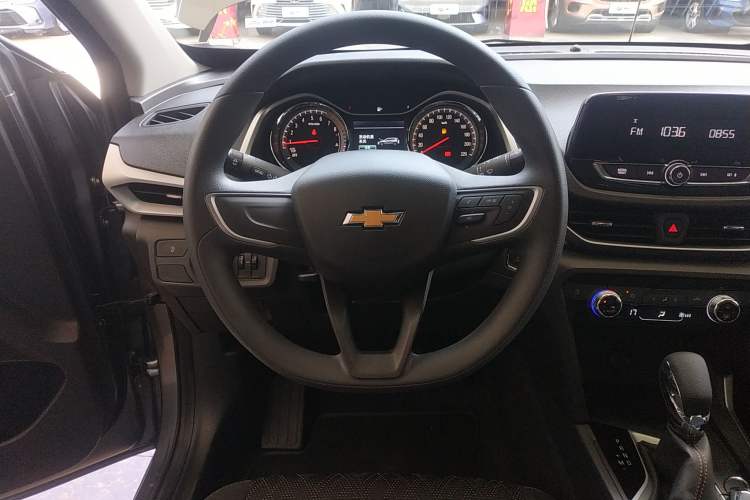 Used Chevrolet Orlando 2020 Mild Hybrid 530T Automatic Enjoyment Edition (5+2 Models) Steering Wheel