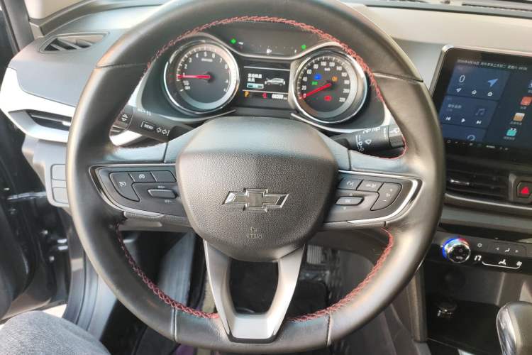 Used Chevrolet Orlando 2020 Light Hybrid Redline 530T Automatic Enjoyment Edition (5+2 Models) Steering Wheel