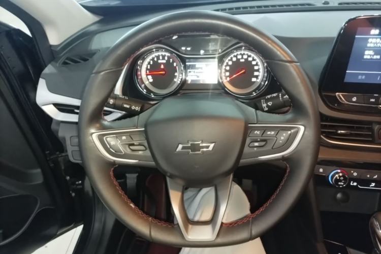 Used Chevrolet Orlando 2020 Light Hybrid Redline 530T Automatic Enjoyment Edition (5+2 Models) Steering Wheel