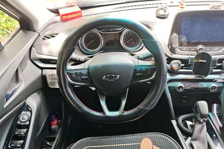 Used Chevrolet Orlando 2020 Light Hybrid Redline 530T Automatic Enjoyment Edition (5+2 Models) Steering Wheel