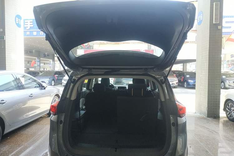 Used Chevrolet Orlando 2020 Mild Hybrid 530T Automatic Enjoyment Edition (5+2 Models) Trunk