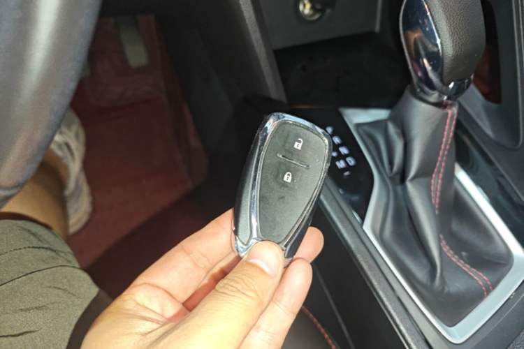 Used Chevrolet Orlando 2020 Light Hybrid Redline 530T Automatic Enjoyment Edition (5+2 Models) Vehicle Key