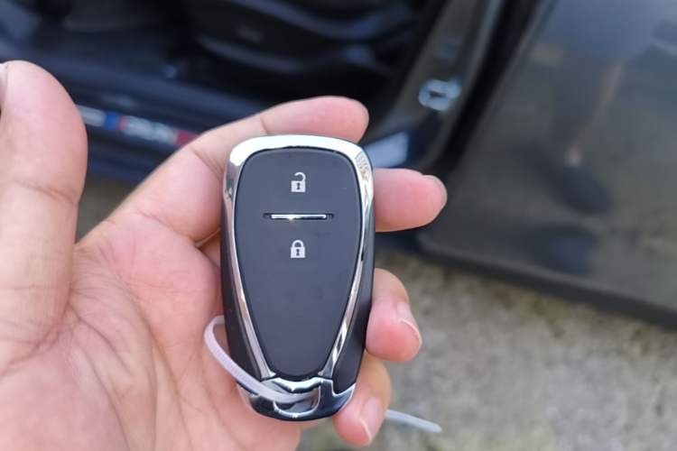 Used Chevrolet Orlando 2020 Light Hybrid Redline 530T Automatic Enjoyment Edition (5+2 Models) Vehicle Key