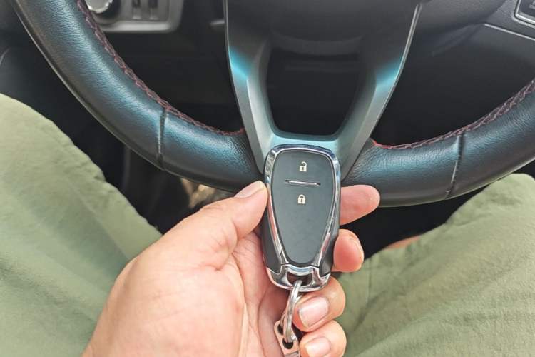 Used Chevrolet Orlando 2020 Light Hybrid Redline 530T Automatic Enjoyment Edition (5+2 Models) Vehicle Key