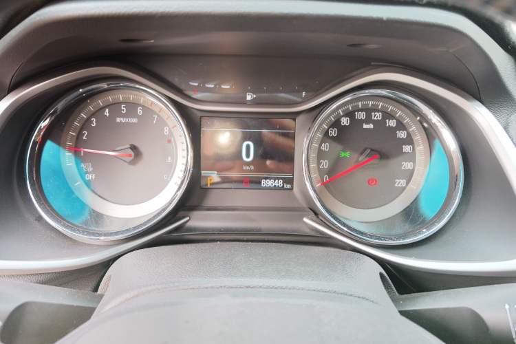 Used Chevrolet Orlando 2020 Light Hybrid Redline 530T Automatic Enjoyment Edition (5+2 Models) Instrument Cluster