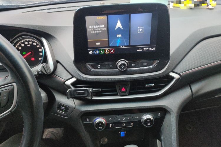 Used Chevrolet Orlando 2020 Light Hybrid Redline 530T Automatic Enjoyment Edition (5+2 Models) Audio And AC Panel