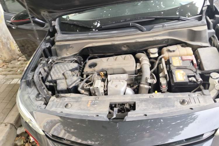 Used Chevrolet Orlando 2020 Light Hybrid Redline 530T Automatic Enjoyment Edition (5+2 Models) Engine Bay