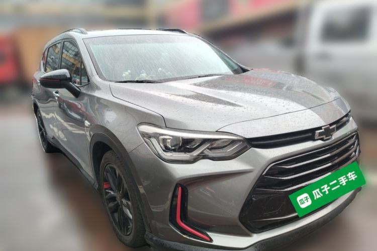 Used Chevrolet Orlando 2020 Light Hybrid Redline 530T Automatic Enjoyment Edition (5+2 Models) Front Right 45 Deg