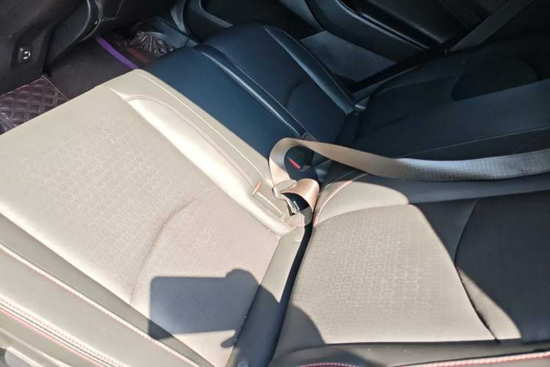 Used Chevrolet Orlando 2020 Light Hybrid Redline 530T Automatic Zhaoxiang Edition (5+2 Models) Left Rear Seat