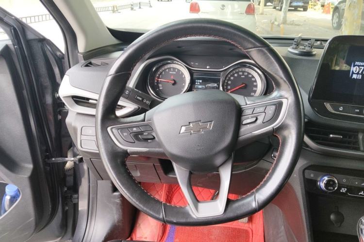 Used Chevrolet Orlando 2020 Light Hybrid Redline 530T Automatic Enjoyment Edition (5+2 Models) Steering Wheel