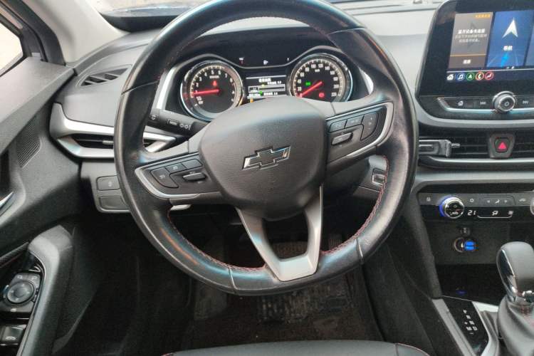 Used Chevrolet Orlando 2020 Light Hybrid Redline 530T Automatic Enjoyment Edition (5+2 Models) Steering Wheel