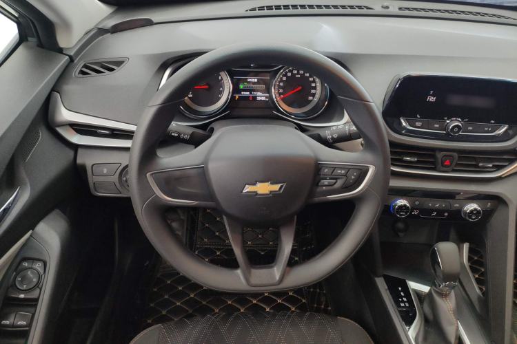 Used Chevrolet Orlando 2020 Mild Hybrid 530T Automatic Enjoyment Edition (5+2 Models) Steering Wheel