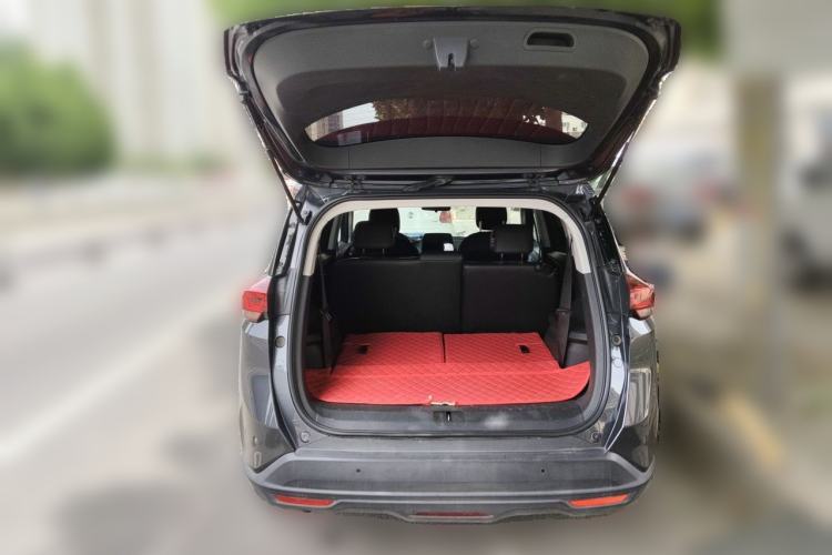 Used Chevrolet Orlando 2020 Light Hybrid Redline 530T Automatic Enjoyment Edition (5+2 Models) Trunk