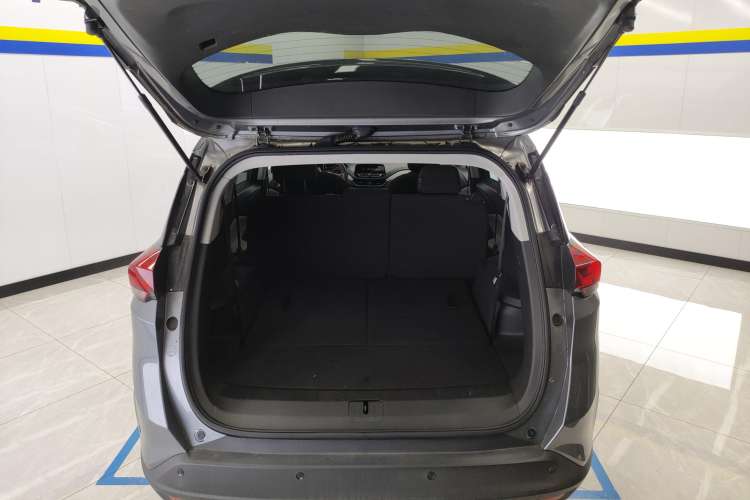 Used Chevrolet Orlando 2020 Mild Hybrid 530T Automatic Enjoyment Edition (5+2 Models) Trunk