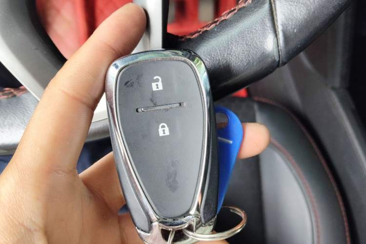Used Chevrolet Orlando 2020 Light Hybrid Redline 530T Automatic Enjoyment Edition (5+2 Models) Vehicle Key