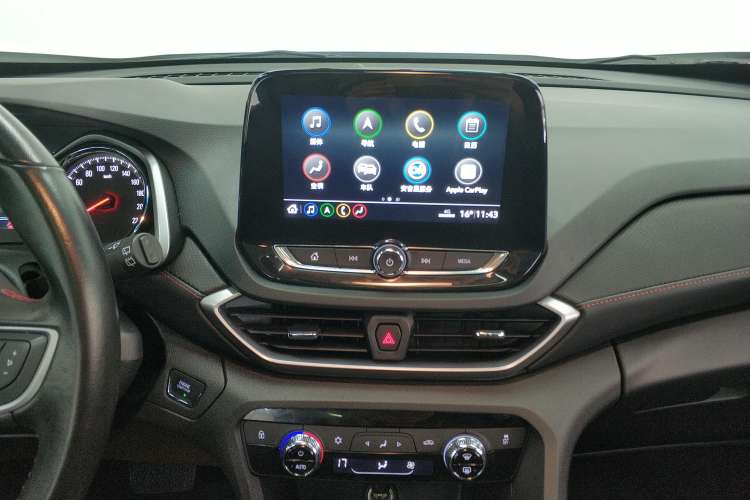 Used Chevrolet Orlando 2020 Light Hybrid Redline 530T Automatic Enjoyment Edition (5+2 Models) Audio And AC Panel