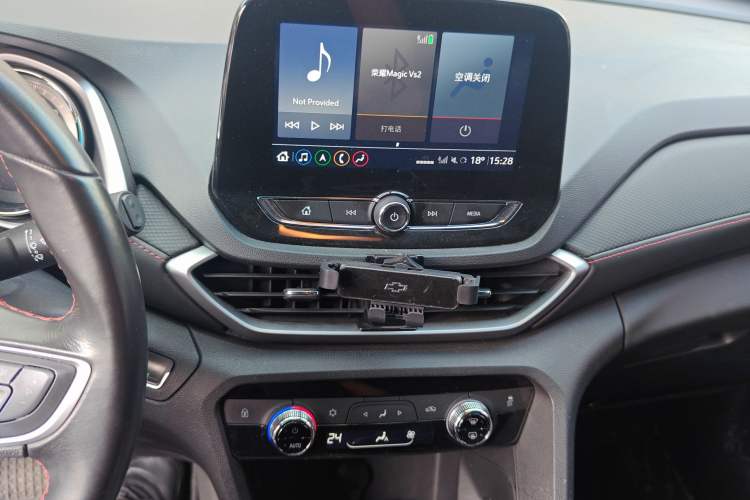 Used Chevrolet Orlando 2020 Light Hybrid Redline 530T Automatic Enjoyment Edition (5+2 Models) Audio And AC Panel