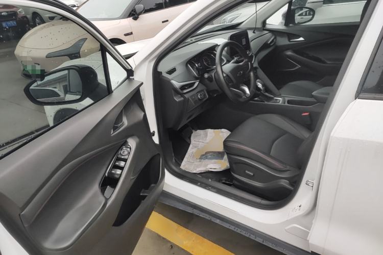 Used Chevrolet Orlando 2020 Light Hybrid Redline 530T Automatic Enjoyment Edition (5+2 Models) Driver Seat