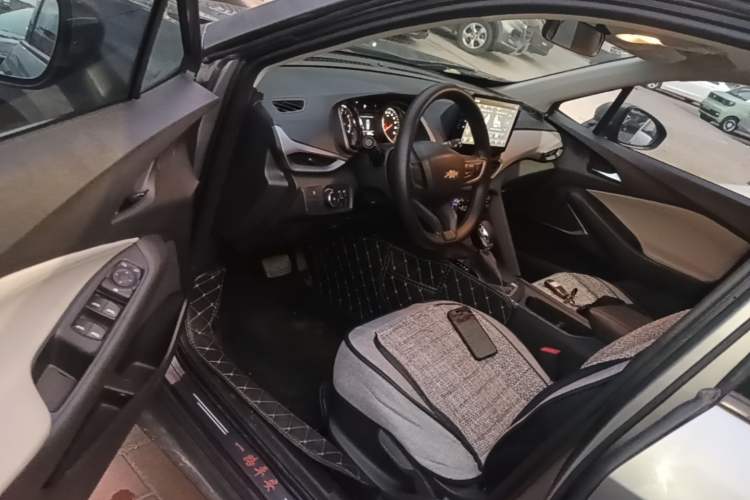 Used Chevrolet Orlando 2020 Mild Hybrid 530T Automatic Enjoyment Edition (5+2 Models) Driver Seat