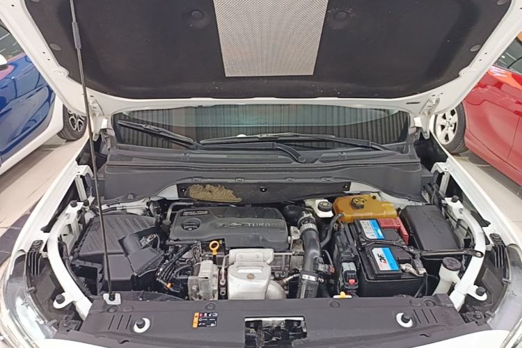 Used Chevrolet Orlando 2020 Light Hybrid Redline 530T Automatic Zhaoxiang Edition (5+2 Models) Engine Bay