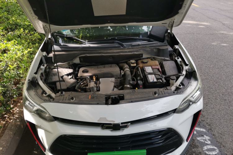 Used Chevrolet Orlando 2020 Light Hybrid Redline 530T Automatic Enjoyment Edition (5+2 Models) Engine Bay