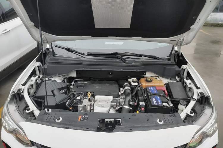 Used Chevrolet Orlando 2020 Light Hybrid Redline 530T Automatic Enjoyment Edition (5+2 Models) Engine Bay