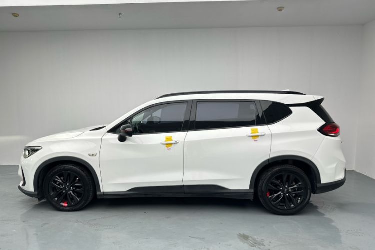 Used Chevrolet Orlando 2020 Light Hybrid Redline 530T Automatic Enjoyment Edition (5+2 Models) Exterior 6