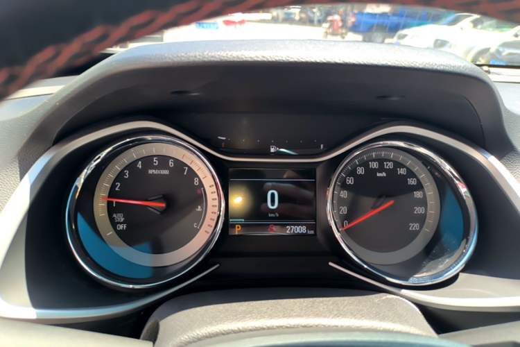 Used Chevrolet Orlando 2020 Light Hybrid Redline 530T Automatic Enjoyment Edition (5+2 Models) Instrument Cluster