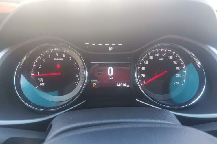 Used Chevrolet Orlando 2020 Light Hybrid Redline 530T Automatic Enjoyment Edition (5+2 Models) Instrument Cluster