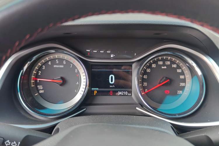 Used Chevrolet Orlando 2020 Light Hybrid Redline 530T Automatic Enjoyment Edition (5+2 Models) Instrument Cluster