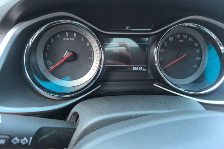Used Chevrolet Orlando 2020 Mild Hybrid 530T Automatic Enjoyment Edition (5+2 Models) Instrument Cluster