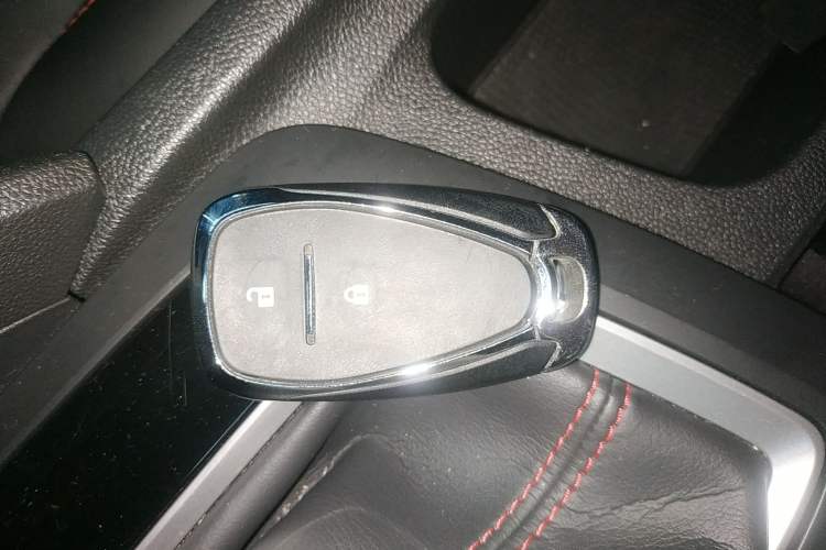 Used Chevrolet Orlando 2020 Light Hybrid Redline 530T Automatic Enjoyment Edition (5+2 Models) Interior 1