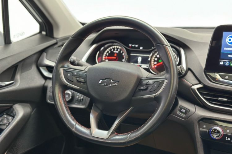 Used Chevrolet Orlando 2020 Light Hybrid Redline 530T Automatic Enjoyment Edition (5+2 Models) Interior 6