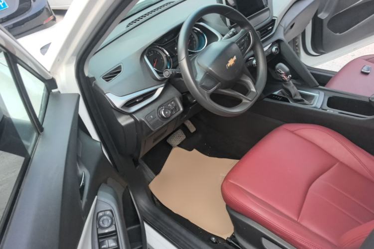 Used Chevrolet Orlando 2020 Mild Hybrid 530T Automatic Enjoyment Edition (5+2 Models) Left Front Seat