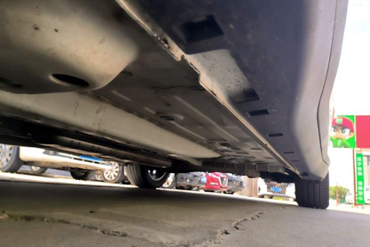 Used Chevrolet Orlando 2020 Light Hybrid Redline 530T Automatic Enjoyment Edition (5+2 Models) Left Side Sill
