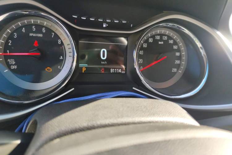 Used Chevrolet Orlando 2020 Light Hybrid Redline 530T Automatic Enjoyment Edition (5+2 Models) Odometer Close Up