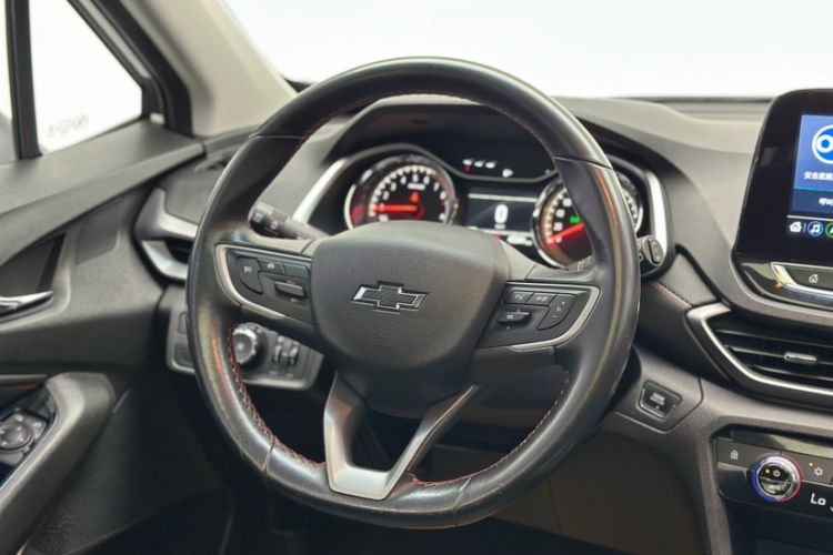 Used Chevrolet Orlando 2020 Light Hybrid Redline 530T Automatic Enjoyment Edition (5+2 Models) Steering Wheel